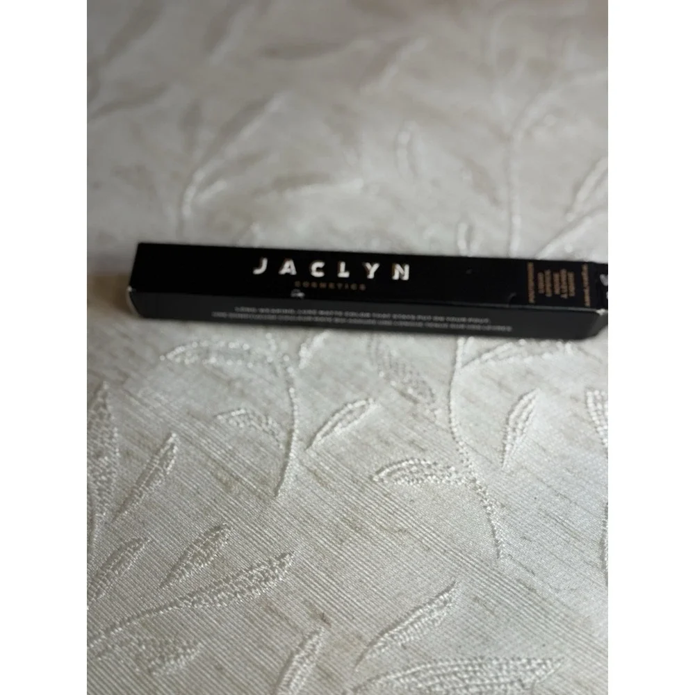 JACLYN Cosmetics Poutspoken Liquid Lipstick Easy Peasy Full Size .12‎ fl oz NIB